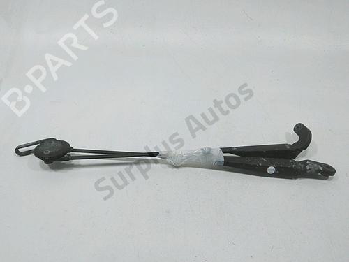 Used Front windshield wiper arm Front windshield wiper arm RENAULT TWINGO I (C06_) 1.2 (C066, C068) (58 hp) 39548653 39548653