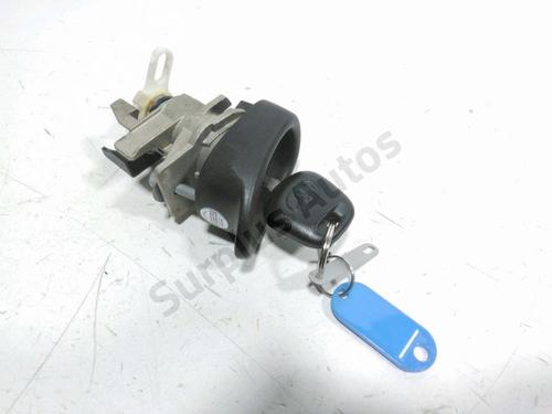 Trunk håndtak Trunk håndtak TOYOTA YARIS (_P9_) 1.0 VVT-i (KSP90_, KSP90R) (69 hp) 34643475 34643475