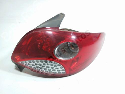 Used Right taillight Right taillight PEUGEOT 206+ (2L_, 2M_) 1.4 i (73 hp) 35972654 35972654