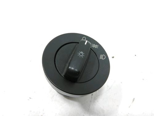 Used Headlight switch BMW 5 (E39) 530 d (184 hp) 30989004