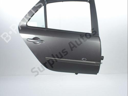 Used Right rear door RENAULT LAGUNA II (BG0/1_) 1.9 dCi (BG08, BG0G) (120 hp) 28253128