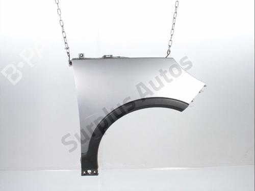 Used Right front fenders Right front fenders 36831902 36831902