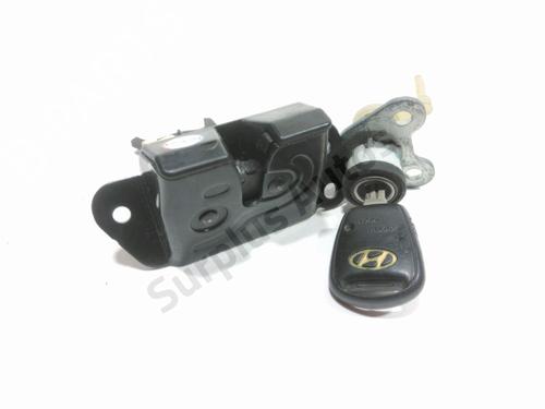 Used Tailgate lock HYUNDAI i10 I (PA) 1.1 (67 hp) 28260715