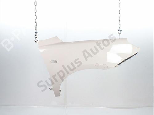 Used Right front fenders Right front fenders 38980833 38980833