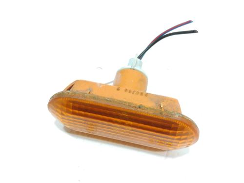 Used Left side indicator FORD FIESTA V (JH_, JD_) 1.4 TDCi (68 hp) 31005492