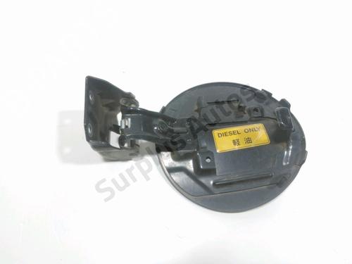 Fuel flap SUZUKI GRAND VITARA II (JT, TE, TD) 1.9 DDiS All-wheel Drive (JT419, TD44, JB419WD, JB419XD,... | BP28220290C131 