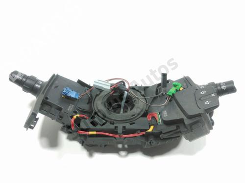Used Steering wheel controls RENAULT CLIO III (BR0/1, CR0/1) 1.2 16V (BR02, BR0J, BR11, CR02, CR0J, CR11) (75 hp) 31123161