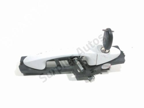 Używane Klamka zewnętrzna drzwi przednich lewych FORD FIESTA VI (CB1, CCN) 1.5 TDCi (75 hp) 29858141