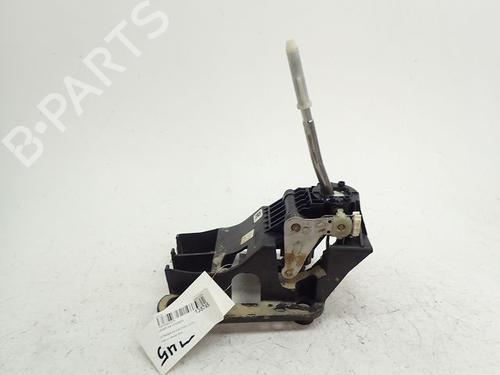 Used Gear lever CITROËN C4 CACTUS 1.2 THP 110 (110 hp) 30987151