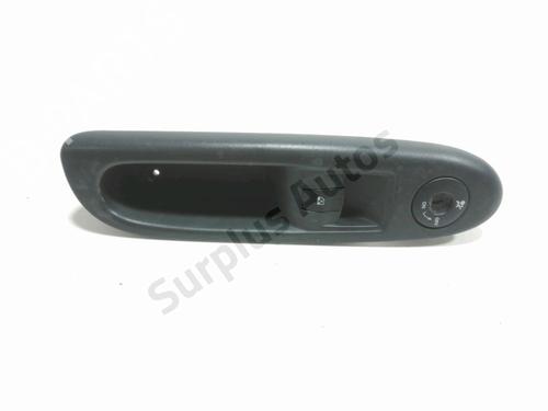 Used Right front window switch RENAULT CLIO II (BB_, CB_) 1.5 dCi (B/CB07) (65 hp) 31080285