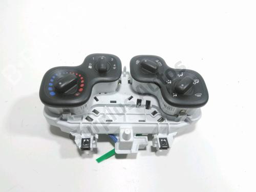 Used Climate control Climate control 37767362 37767362