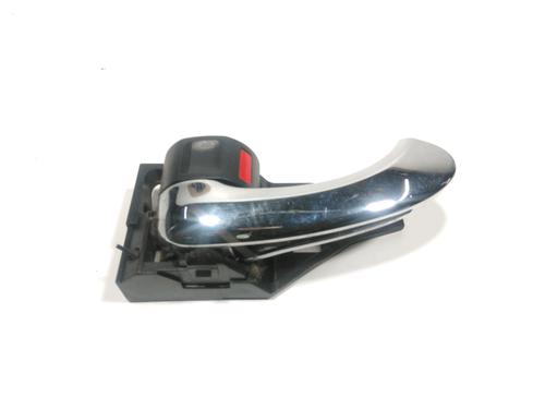 Used Front left interior door handle Front left interior door handle TOYOTA RAV 4 III (_A3_) 2.2 D 4WD (ALA30_, ALA30R) (136 hp) 28243154 28243154