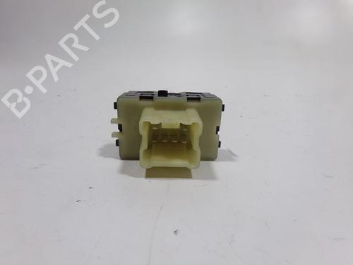 Left front window switch DACIA SANDERO II 1.5 dCi | BP28249099I27