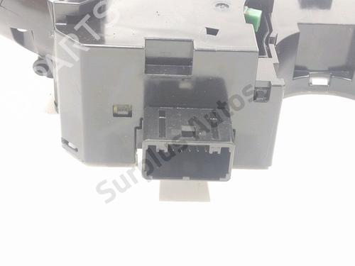 Steering wheel controls NISSAN JUKE (F15) 1.2 DIG-T | BP32402092E15