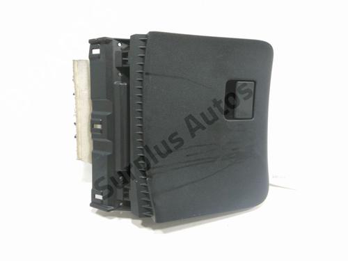 Used Glove box NISSAN JUKE (F15) 1.6 DIG-T 4x4 (190 hp) 30991771