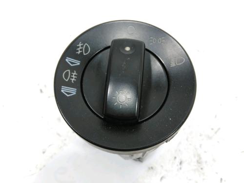 Used Headlight switch Headlight switch 37767488 37767488