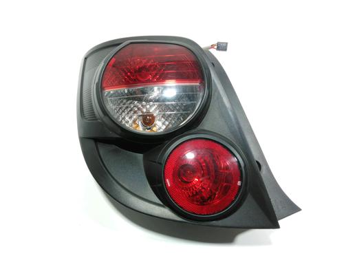 Used Left taillight CHEVROLET AVEO Hatchback (T300) 1.3 D (75 hp) 28269882
