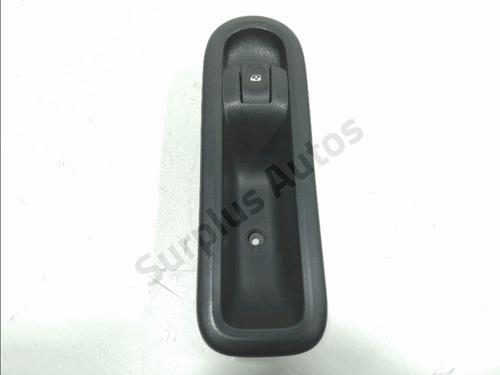 right-front-window-switch-renault-clio-iii-br01-cr01-2005-2006-2007-2008-2009-2010-2011-2012-2013-2014-33646769 main image