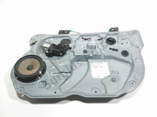 Rudehejsemekanisme Højre foran VW POLO IV (9N_, 9A_) 1.4 TDI (70 hp) 30995477