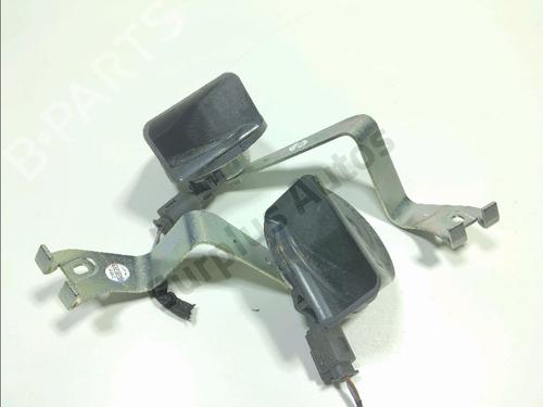 horn-bmw-1-f40-2019-38586993 main image