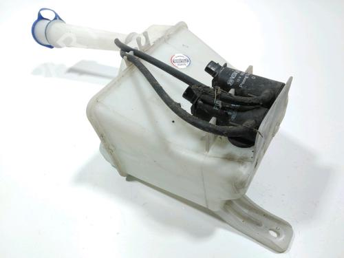 Used Windscreen washer tank Windscreen washer tank 37791257 37791257