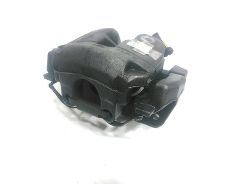 Used Right front brake caliper PEUGEOT 3008 II SUV (MC_, MR_, MJ_, M4_) 1.5 BlueHDi 130 (131 hp) 28226137
