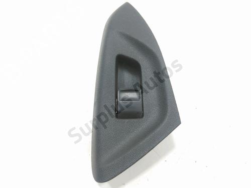 right-front-window-switch-peugeot-108-2014-33534438 main image