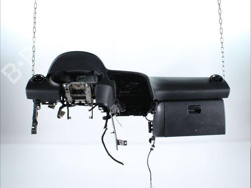Used Dashboard PEUGEOT 5008 (0U_, 0E_) 1.6 HDi (114 hp) 28231657