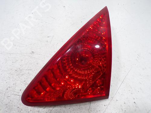 Used Right tailgate light PEUGEOT 3008 I MPV (0U_) [2009-2017]  31005647