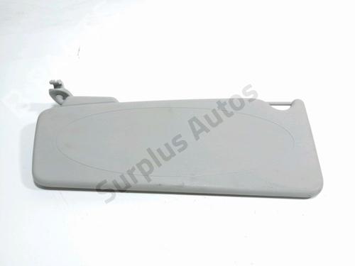 Used Right sun visor Right sun visor 37784931 37784931