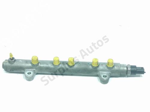 Used Injection rail Injection rail 39462287 39462287