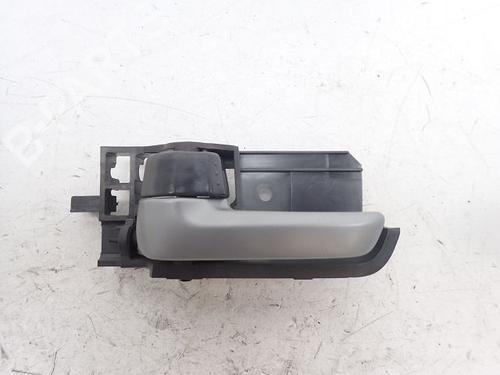 Used Front left interior door handle Front left interior door handle 37775120 37775120