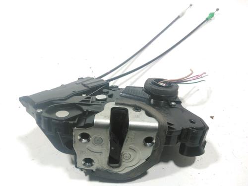 Used Front right lock TOYOTA YARIS (_P9_) 1.4 D-4D (NLP90_, NLP90R) (90 hp) 28247151