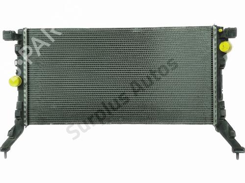 Used Water radiator Water radiator RENAULT LAGUNA Coupe (DT0/1) 2.0 dCi GT (DT11, DT1E, DT1N) (178 hp) 35972371 35972371