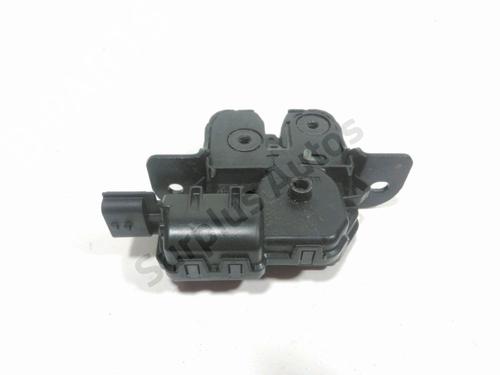 tailgate-lock-renault-clio-iv-bh_-2012-2013-2014-2015-2016-2017-2018-2019-2020-2021-30313243 main image