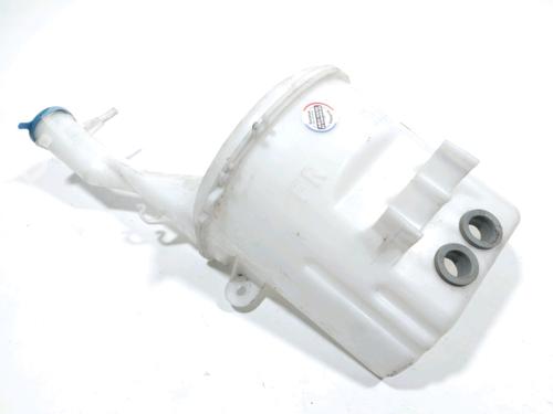 Used Windscreen washer tank TOYOTA YARIS (_P1_) 1.3 (SCP12_, SCP13_, SCP12R, SCP13R) (87 hp) 28274062