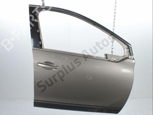 Used Right front door PEUGEOT 208 I (CA_, CC_) 1.4 HDi (68 hp) 31608058