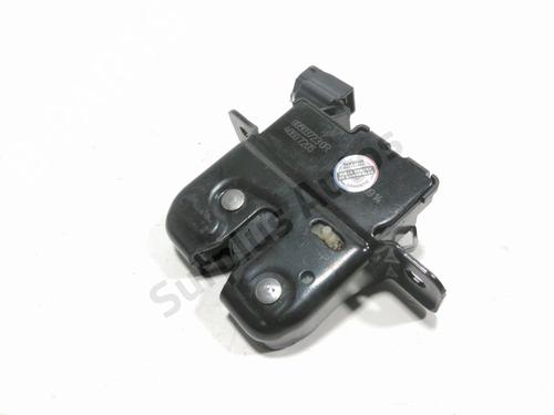 Cerradura de porton trasero Cerradura de porton trasero 38743358 38743358