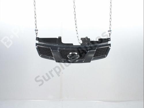 Used Grille Grille 38261131 38261131