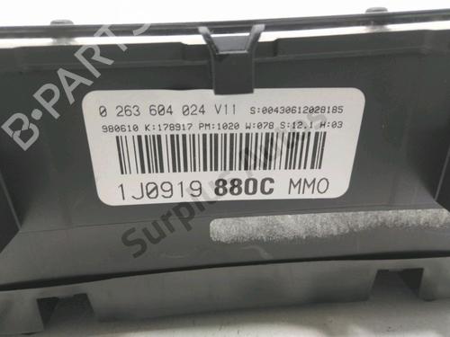 Instrument cluster VW GOLF IV (1J1) 1.8 | BP30991694C47