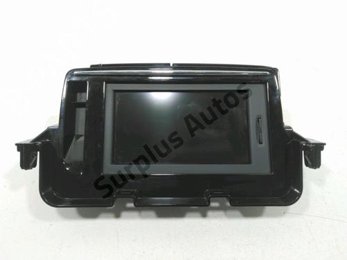 display-monitor-renault-megane-iii-hatchback-bz01_-b3_-2008-30990819 main image