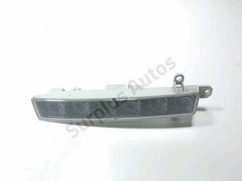 Used Left daytime light Left daytime light 38300923 38300923