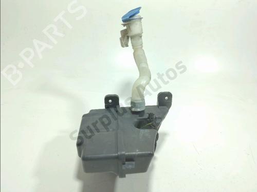 windscreen-washer-tank-vw-golf-vii-5g1-bq1-be1-be2-2012-2013-2014-2015-2016-2017-2018-2019-2020-2021-40465398 main image