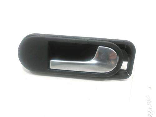 Used Rear right interior door handle Rear right interior door handle 37779767 37779767