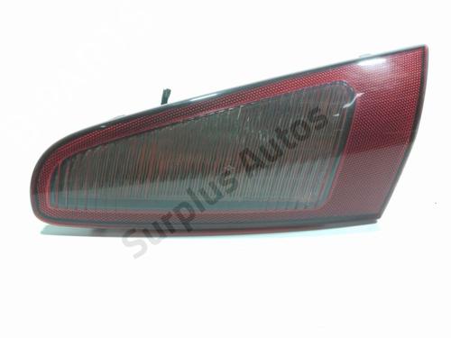 right-tailgate-light-alfa-romeo-147-937_-2000-2001-2002-2003-2004-2005-2006-2007-2008-2009-2010-28267530 main image