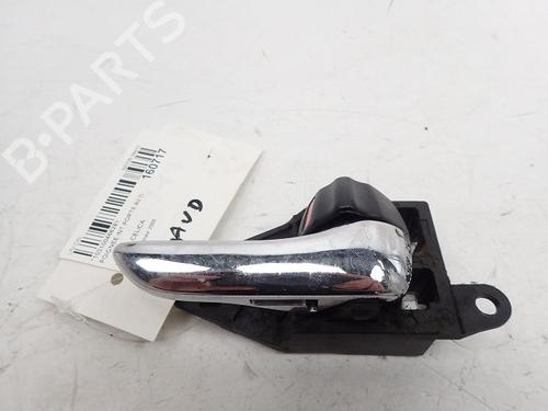 Used Front right interior door handle Front right interior door handle 37774760 37774760