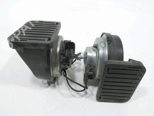 Buzina FORD FOCUS III 1.6 TDCi (115 hp) 30986244