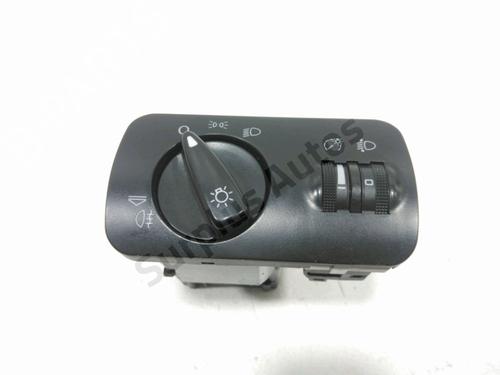 Used Headlight switch SEAT IBIZA II (6K1) 1.9 SDI (68 hp) 31123176
