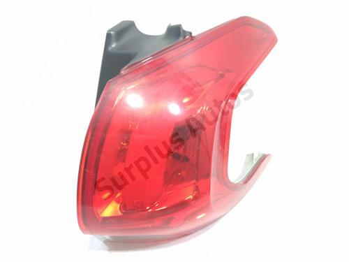 Używane Lampa tylna prawa Lampa tylna prawa PEUGEOT 2008 I (CU_) 1.6 HDi (92 hp) 39707324 39707324