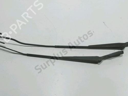 Used Front windshield wiper arm Front windshield wiper arm VW NEW BEETLE Convertible (1Y7) 1.9 TDI (105 hp) 40061004 40061004